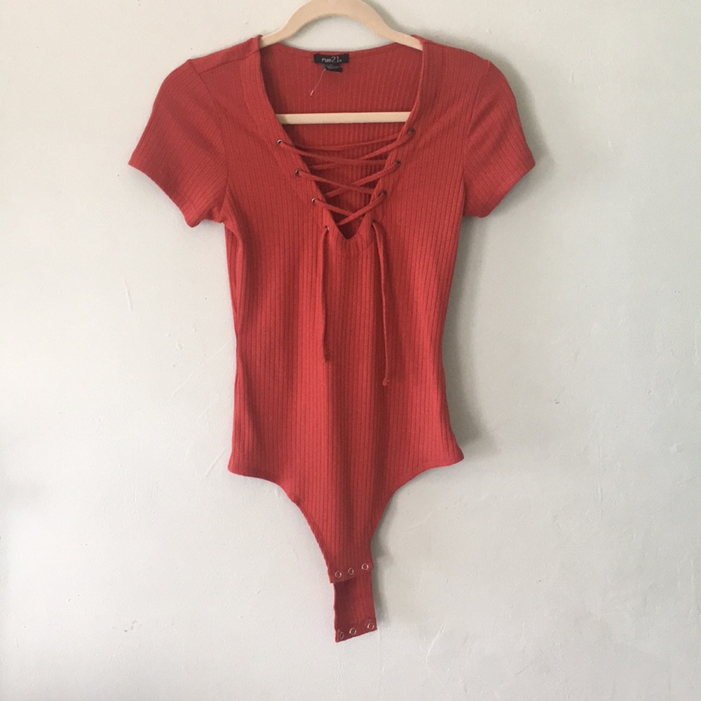 ❌SOLD❌NWOT Burnt Orange Bodysuit